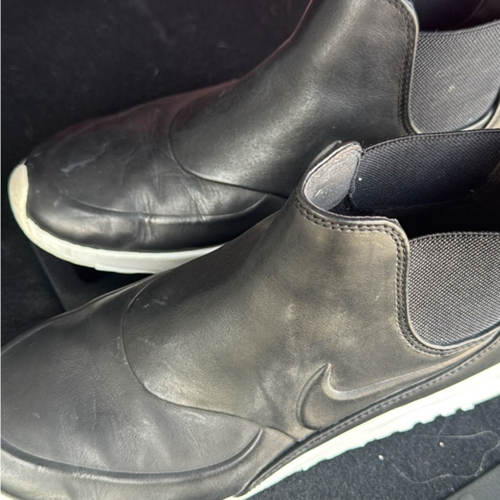 Nike Women's Black Ankle Booties